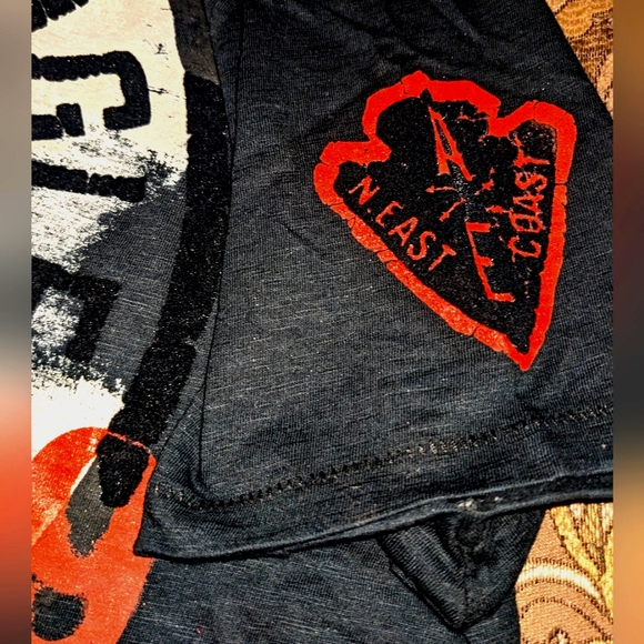 American Eagle 🦅 Round Logo T-shirt 🖤 - Picture 3 of 5